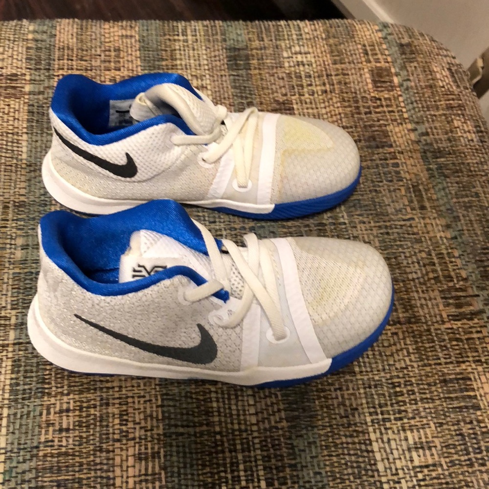 Children sneakers